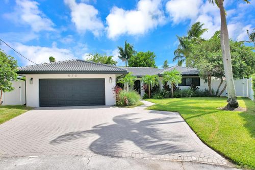 570 Se 11th St, Pompano Beach, FL, 33060-9407 | Card Image