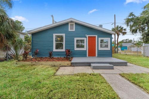 1927 13th St S, ST PETERSBURG, FL, 33705-2610 | Card Image