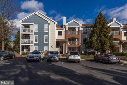 unit-202-20950 Timber Ridge Ter, ASHBURN, VA, 20147-7707 | Card Image