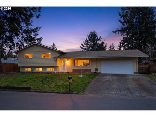 18450 Sw Deline St, Beaverton, OR, 97078-3811 | Card Image