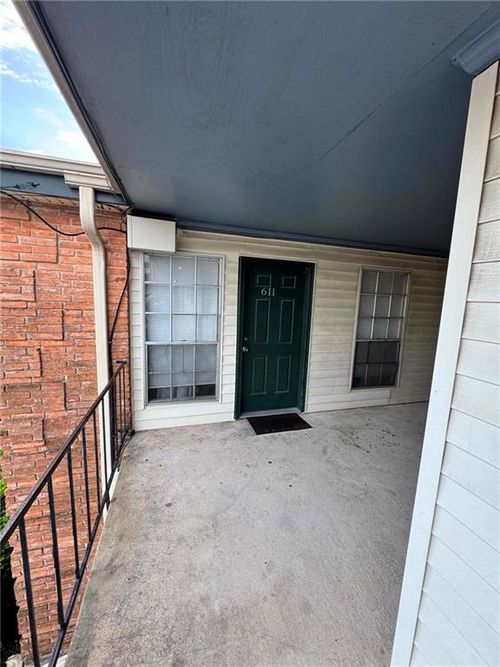 611-3126 Edenborn Avenue, Metairie, LA, 70002 | Card Image
