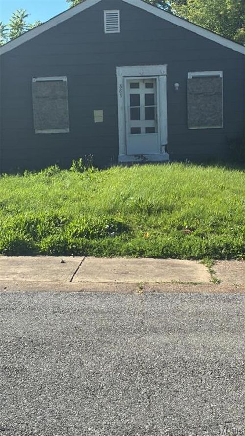 889 Gustav Ave, Saint Louis, MO, 63147-2146 | Card Image
