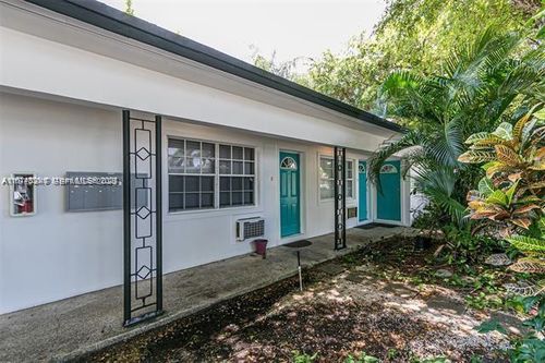 2-1717 12th St, Fort Lauderdale, FL, 33304-2421 | Card Image