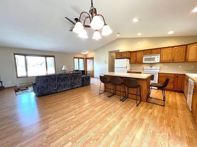 Kitchen | Image 23