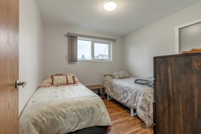 12 Fairway Cres, House other with 6 bedrooms, 3 bathrooms and 3 parking in Foremost AB | Image 15