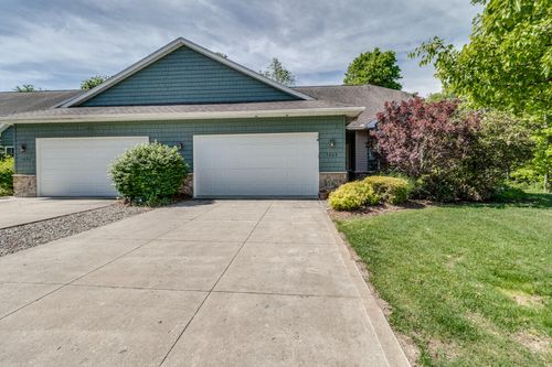 7024 Green Ridge Blvd, Battle Creek, MI, 49017-5394 | Card Image