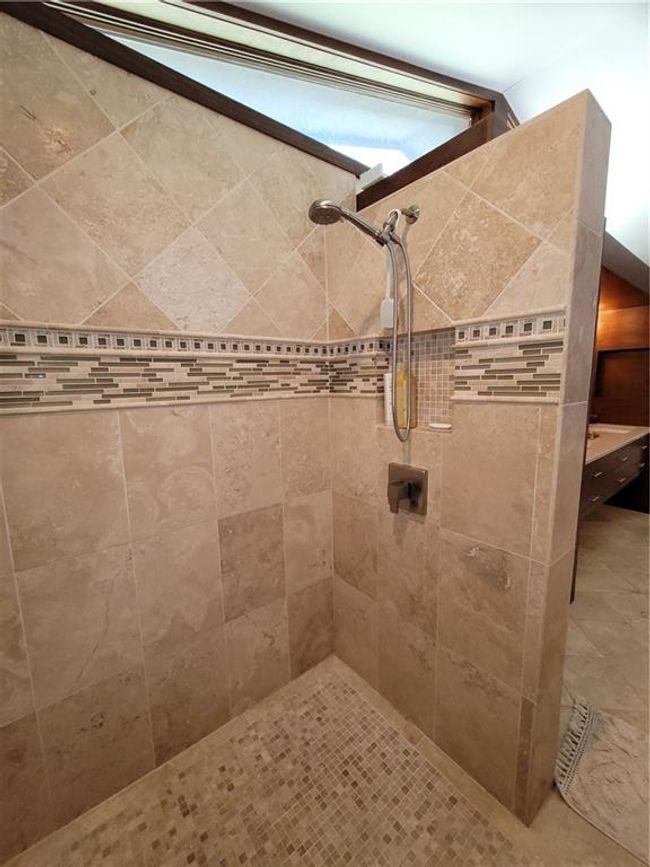 Full bath featuring tiled shower | Image 40