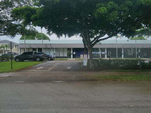 69 Ne 3rd Ave, Deerfield Beach, FL, 33441-3526 | Card Image
