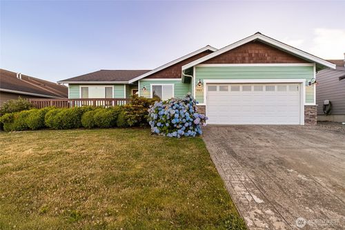 5983 Honeycutt Ct, Ferndale, WA, 98248-9816 | Card Image