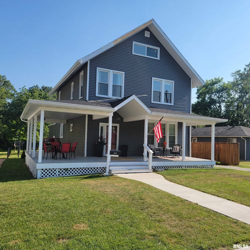 511 E 2nd South St, Carlinville, IL, 62626-1837 | Card Image