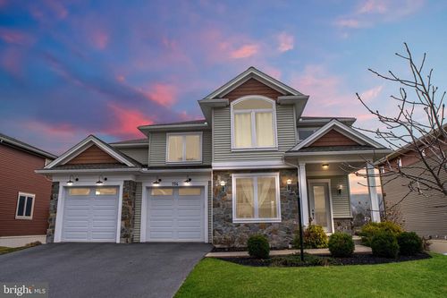 194 Derek Dr, BOALSBURG, PA, 16827-1153 | Card Image