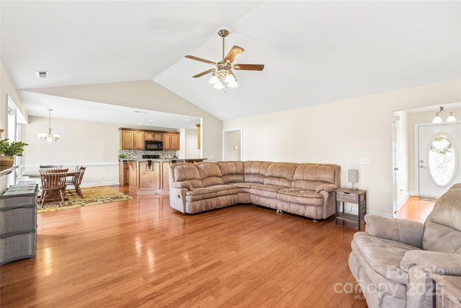 8717 Swift Rd, House other with 3 bedrooms, 2 bathrooms and null parking in Oakboro NC | Image 4