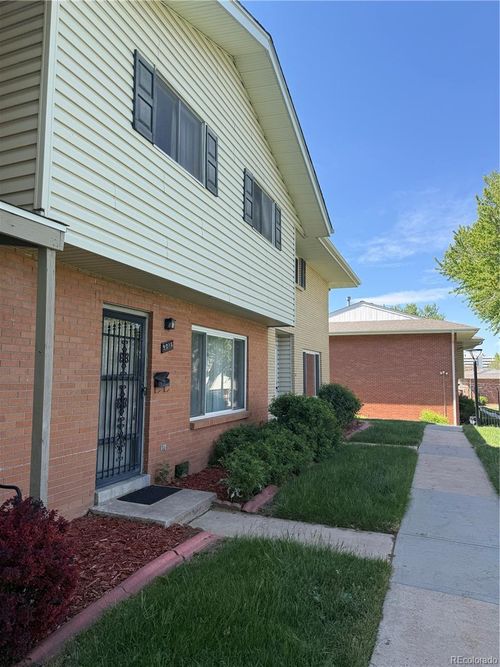 9018 E Mansfield Avenue, Denver, CO, 80237 | Card Image