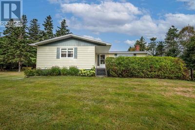 35 Cox Lane, House other with 3 bedrooms, 3 bathrooms and null parking in Groves Point NS | Image 1