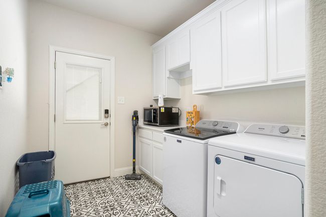 1027 Alex Dr, House other with 3 bedrooms, 3 bathrooms and null parking in Springtown TX | Image 25