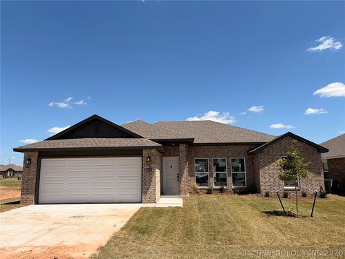 10945 S 271st East Ave, Coweta, OK, 74429 | Card Image