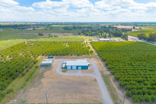 880 Root Rd, Modesto, CA, 95357 | Card Image