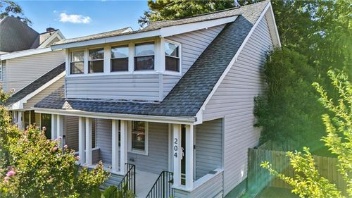 204 Lucile Ave, Norfolk, VA, 23504-1043 | Card Image