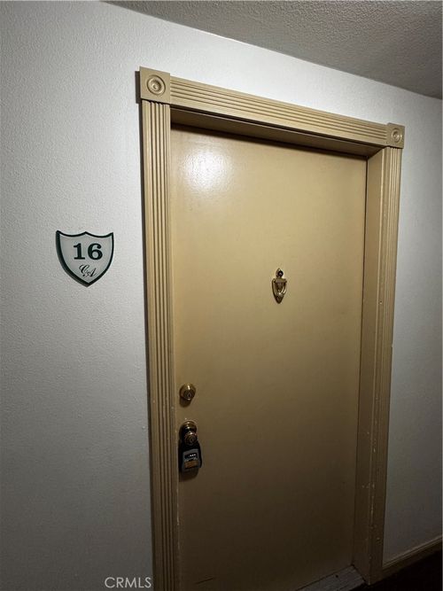 unit-a16-400 N Acacia Ave, Fullerton, CA, 92831-4051 | Card Image