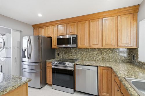 315-1401 Nw 97th Ter, Pembroke Pines, FL, 33024-4463 | Card Image