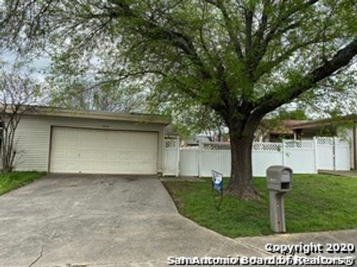 9614 Vale, San Antonio, TX, 78245-1540 | Card Image