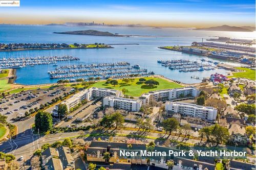 2605 Beach Head Ct, Richmond, CA, 94804 | Card Image