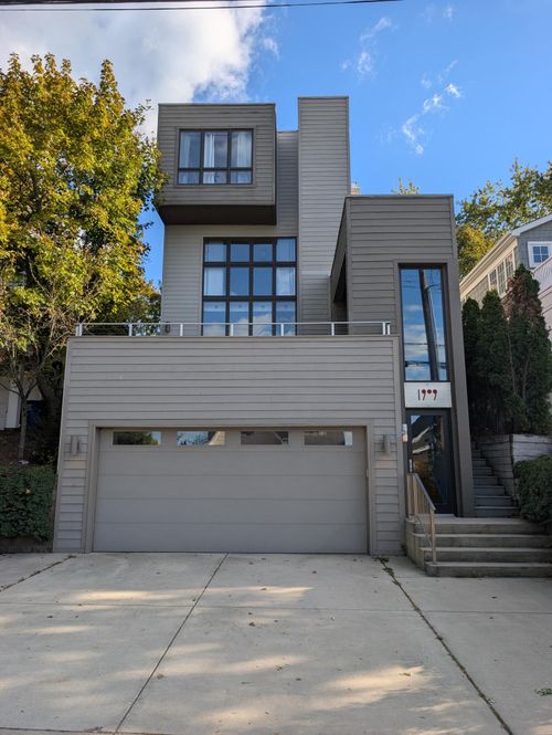 1909 Lake Shore Dr, Michigan City, IN, 46360 | Card Image