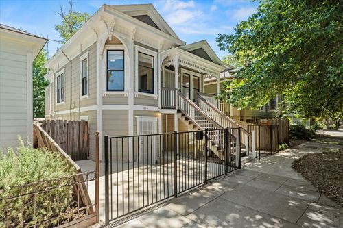 325 15th Street, Sacramento, CA, 95814 | Card Image