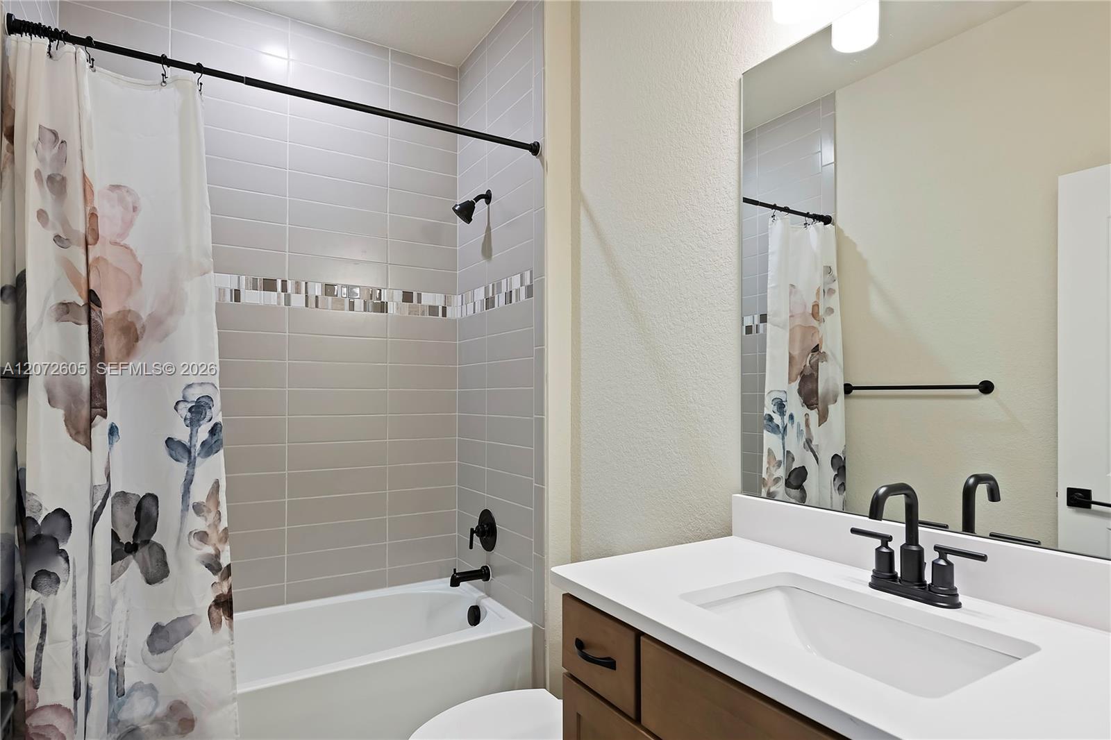 Residential Lease in Lake Worth 5