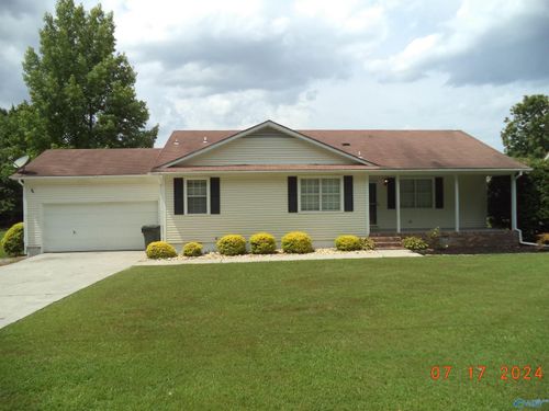 131 Styles Dr, Gurley, AL, 35748-8324 | Card Image