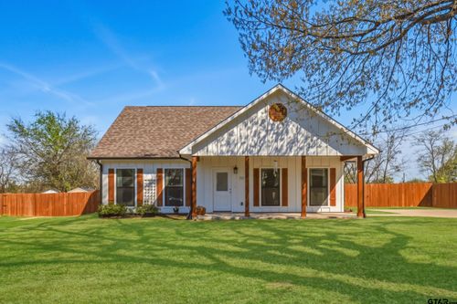 711 Leftwich St, Mt Vernon, TX, 75457-3704 | Card Image