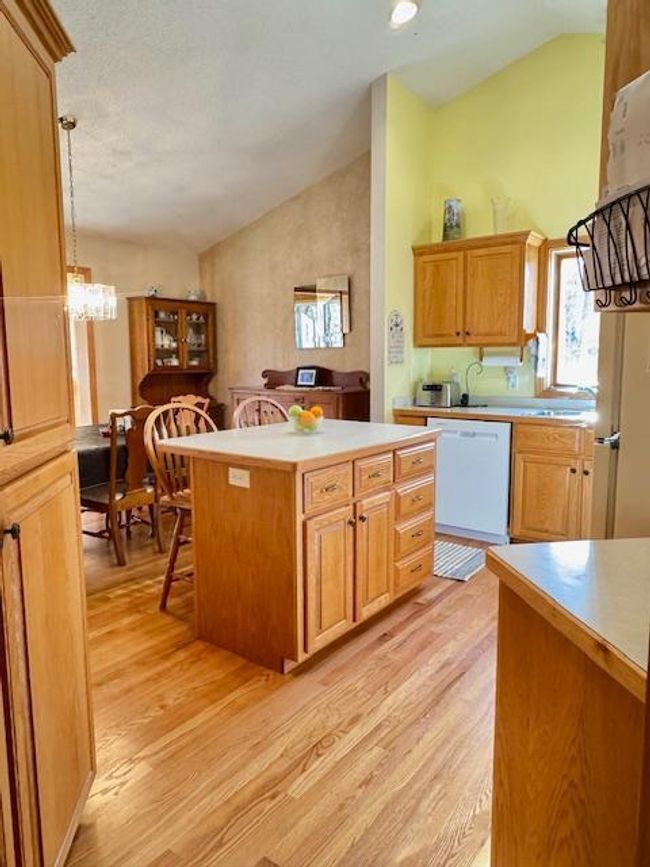 Brand new range. All appliances included. | Image 9