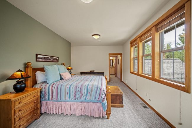 33-web-or-mls-24 Fremont Crossing-33 | Image 31