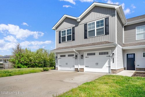 6104 Goalby Dr, Louisville, KY, 40258-2596 | Card Image