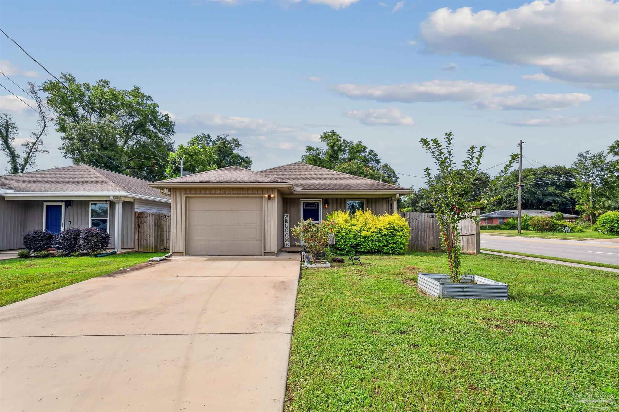 Fisher St, Pensacola, FL 32503