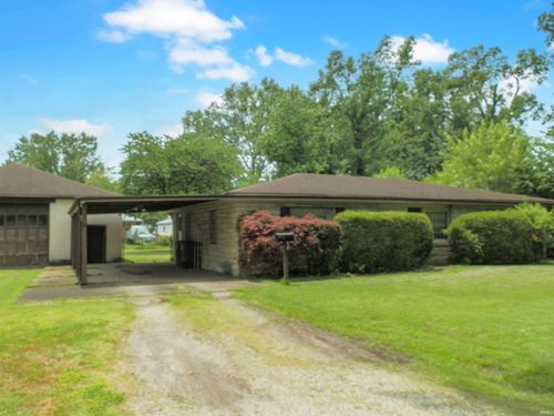 2067 Ridgeway Ave, Evansville, IN, 47714-3733 | Card Image