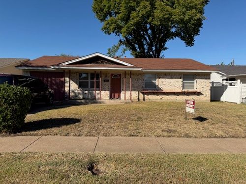 4513 Huntington Dr, Garland, TX, 75042-4549 | Card Image