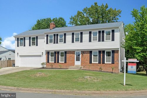 100 N Cameron St, STERLING, VA, 20164-1908 | Card Image