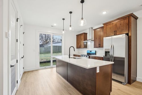 912 Smiley St, Nashville, TN, 37206-4182 | Card Image