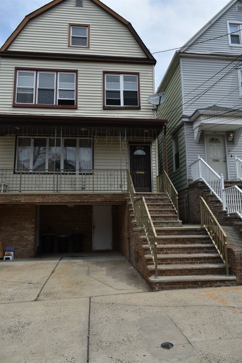 2-143 West 29th St, Bayonne, NJ, 07002 | Card Image