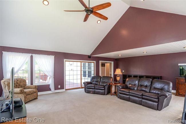 Door wall w/Direct Access to Back Deck | Image 22