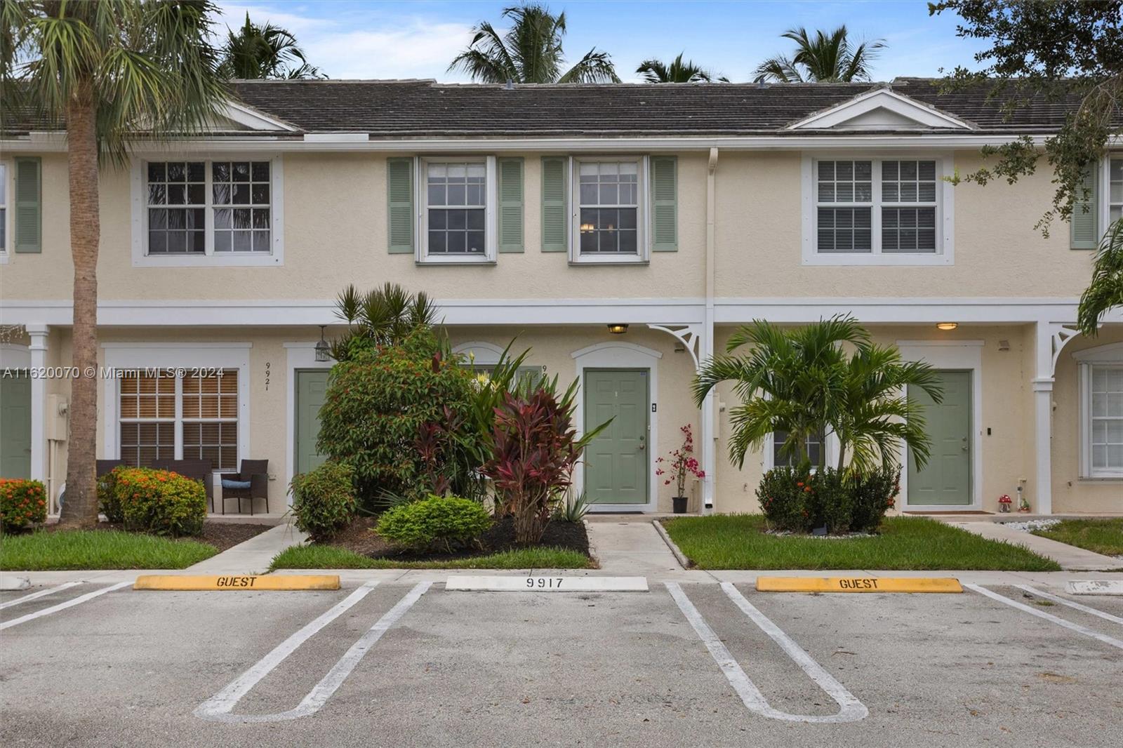 57th Mnr, Coral Springs, FL 33076