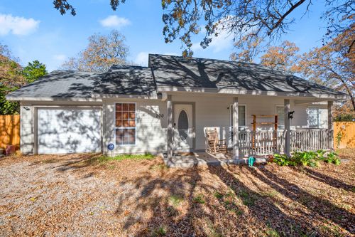 200 Blanket Flower Dr, Bastrop, TX, 78602-6963 | Card Image