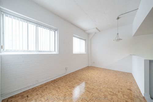 308-1401 Dupont St, Toronto, ON, M6H2B1 | Card Image