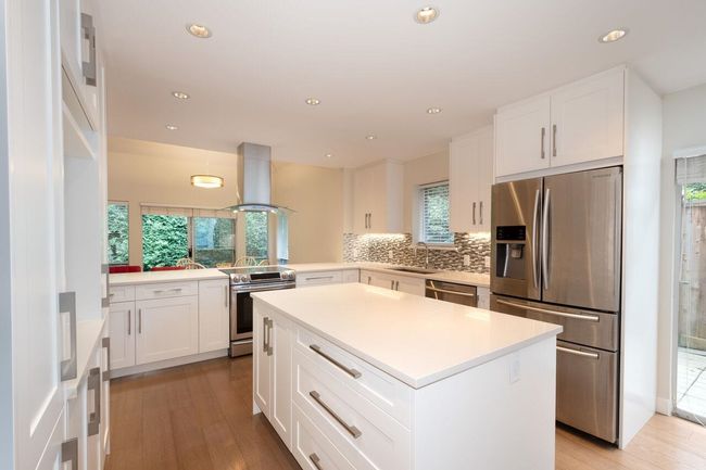 4 - 1001 Northlands Drive, Townhouse with 3 bedrooms, 2 bathrooms and 3 parking in North Vancouver BC | Image 10