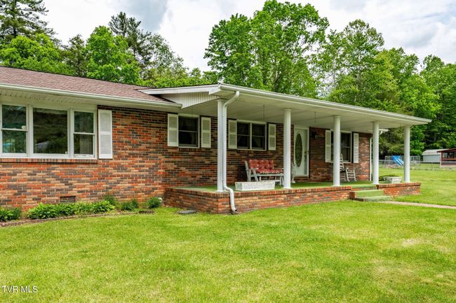 1867 Gentry Creek Rd, House other with 3 bedrooms, 2 bathrooms and null parking in Laurel Bloomery TN | Image 14