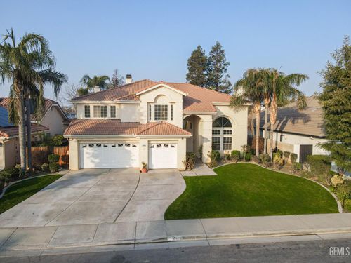 10906 Rosslyn Ln, Bakersfield, CA, 93311-3535 | Card Image