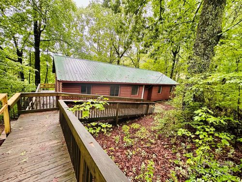 8876 Tallow Tree Rd, Connelly Springs, NC, 28612-7142 | Card Image