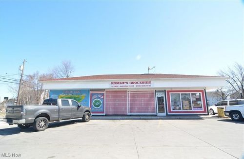 2957 Pearl Ave, Lorain, OH, 44055-1836 | Card Image