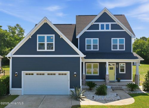 209 Bogue Carrier Ct, Newport, NC, 28570-0119 | Card Image